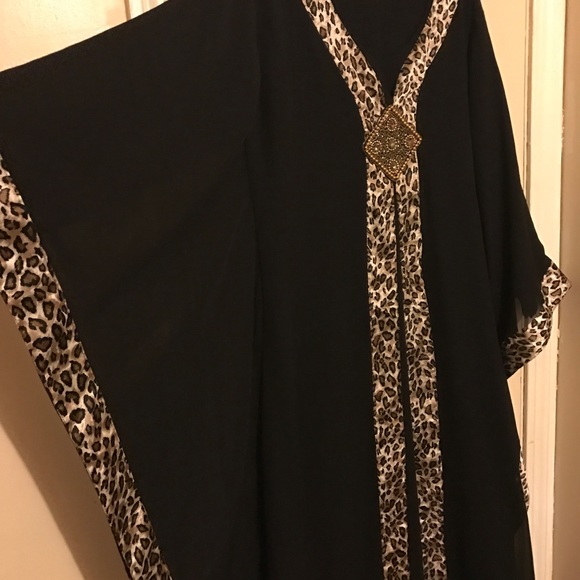 Elegant Black abaya - Picture 3 of 4